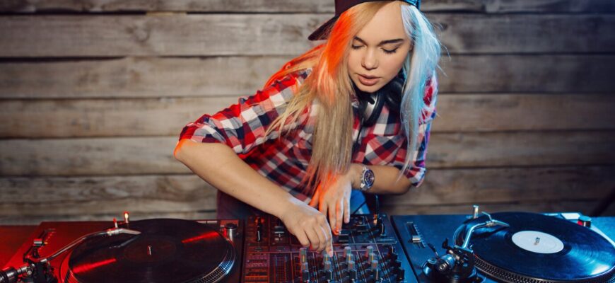 Как акустика помещения влияет на работу DJ-мониторов