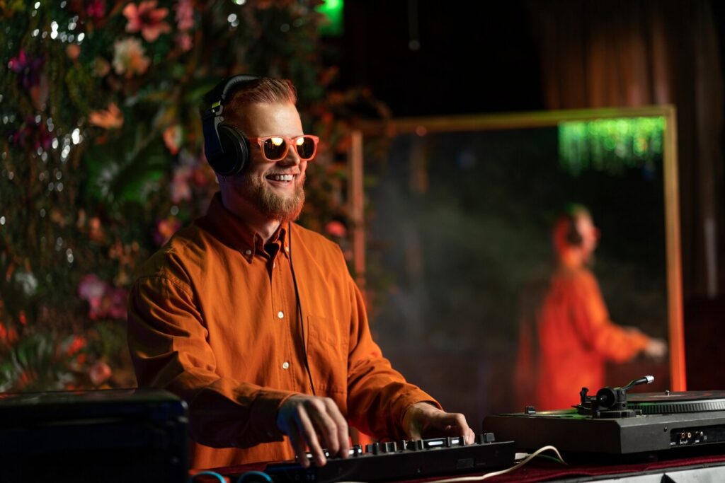Как акустика помещения влияет на работу DJ-мониторов?