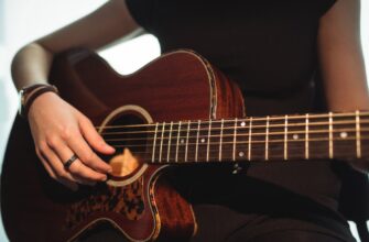 Нейлоновые или металлические струны: что лучше для начинающих | Music112 Blog Нейлоновые или металлические струны: что лучше для начинающих